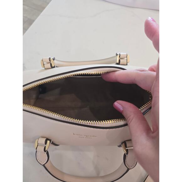 Katie Spade Small Icon Tote Cream white color worn once heart shape - Picture 3 of 9